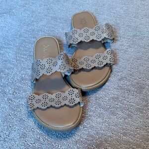 XOXO Beige Floral Cutout Slides